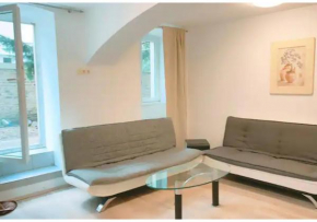 Lovely Apartment Near Amusement Park with Free WiFi